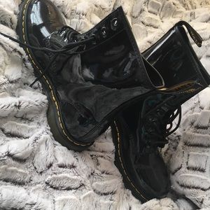 Dr. Martens 1460W